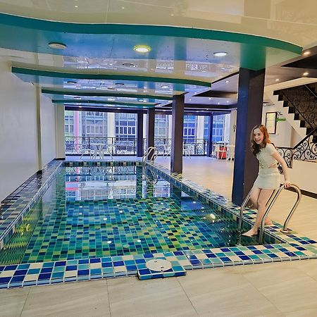 Land Royal Residence Патая Екстериор снимка