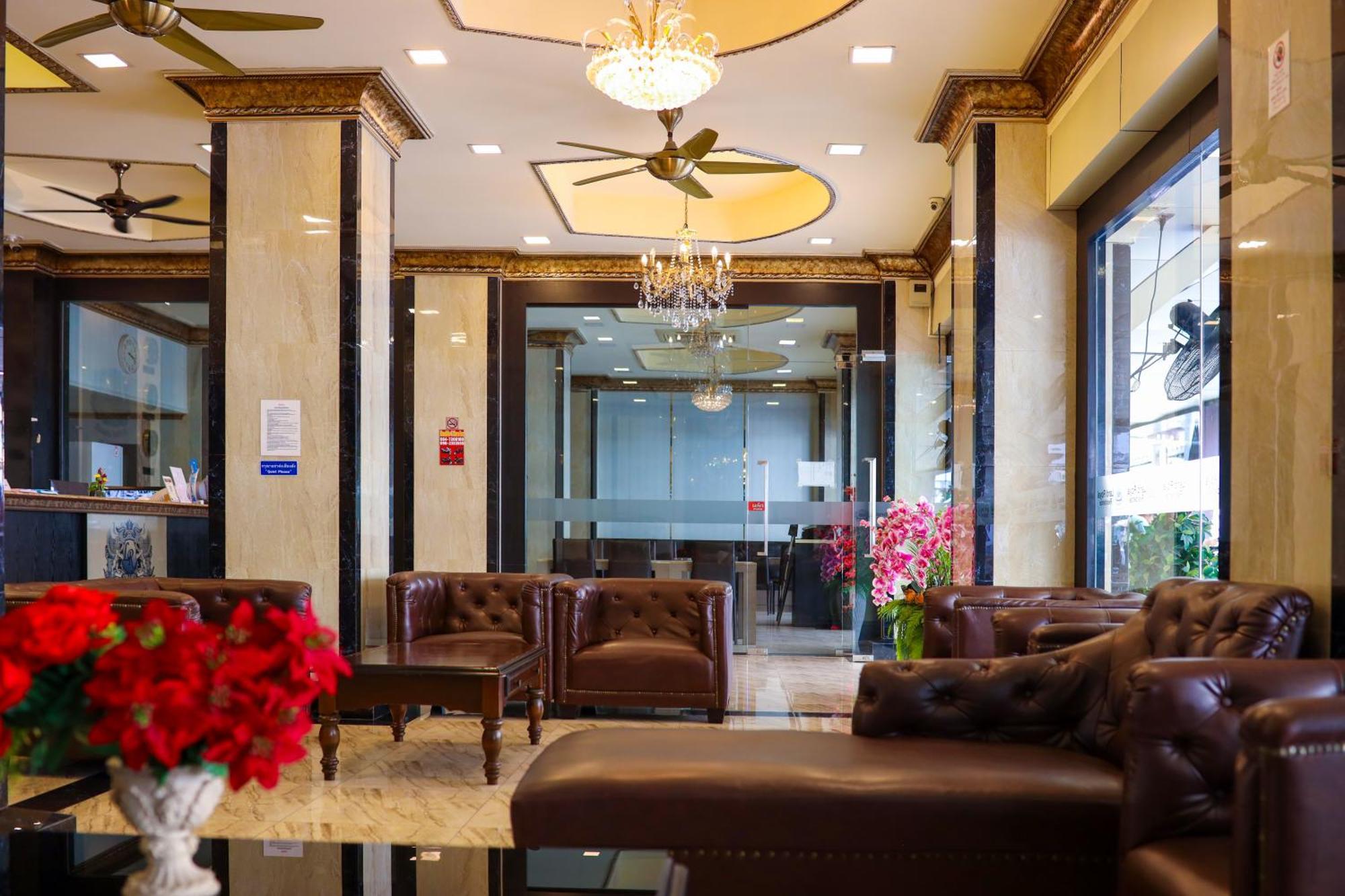 Land Royal Residence Патая Екстериор снимка