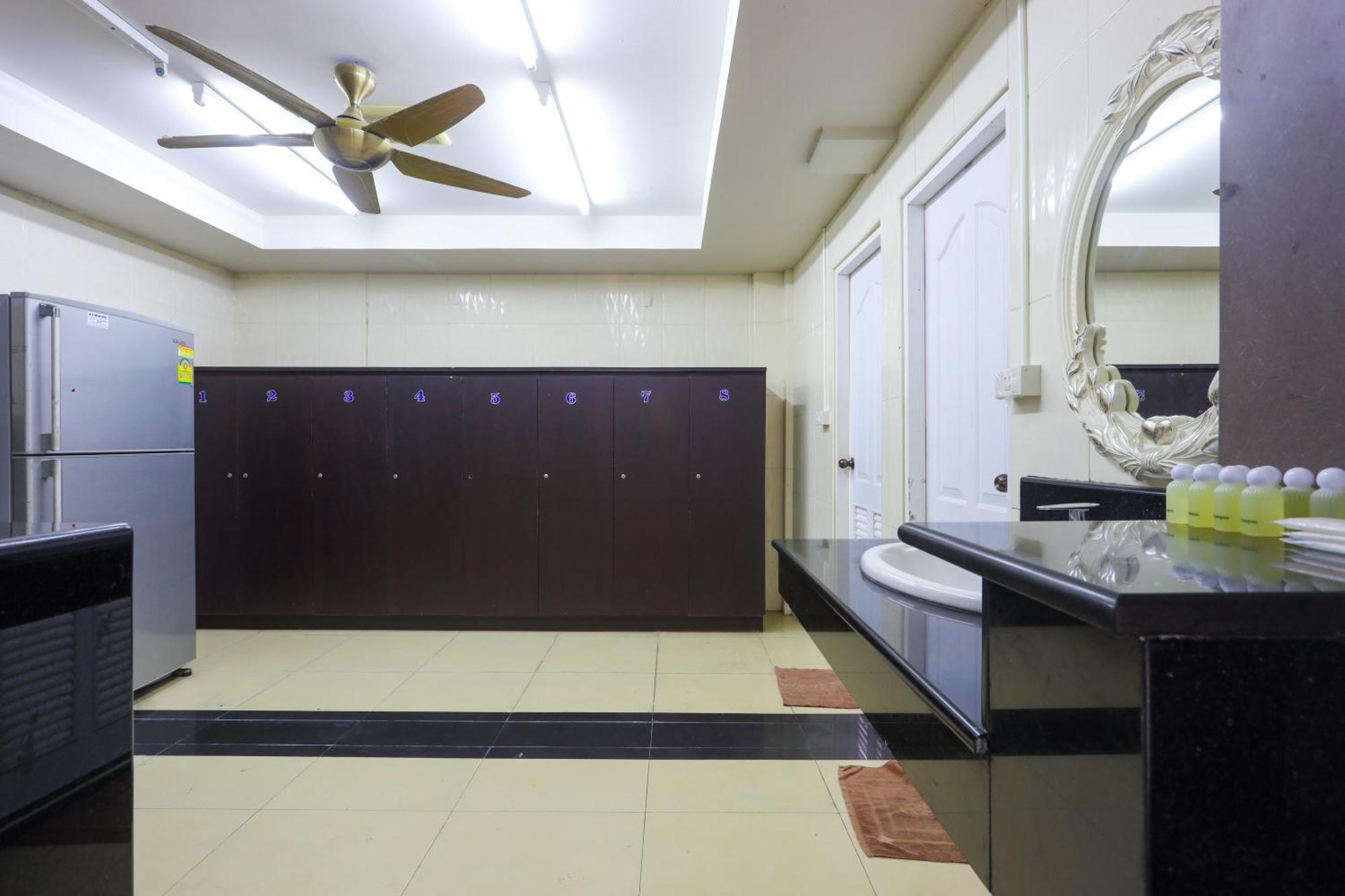 Land Royal Residence Патая Екстериор снимка